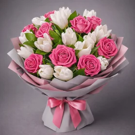 Нежные мгновения - букет из роз и тюльпанов